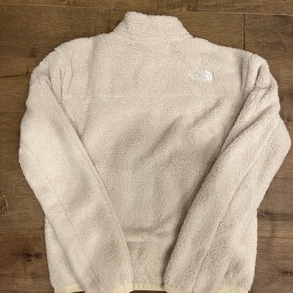 Northface zip up jake - Picture 2 of 3